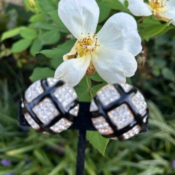 VTG CINER Gold Rhinestone Black Enamel EARRINGS - Picture 3 of 7